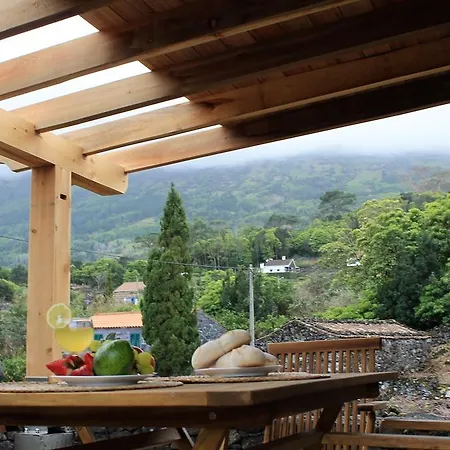 Pico Formoso Vinea Lava Alojamentos Pico Maison d'hôtes 3*