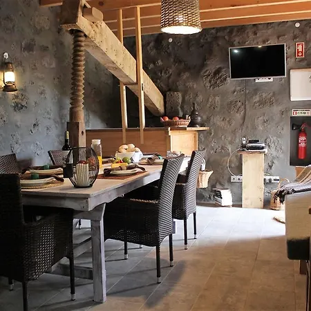 Maison d'hôtes Pico Formoso Vinea Lava Alojamentos Pico 3*