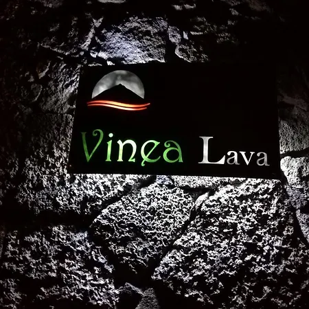 Pico Formoso Vinea Lava Alojamentos Pico *