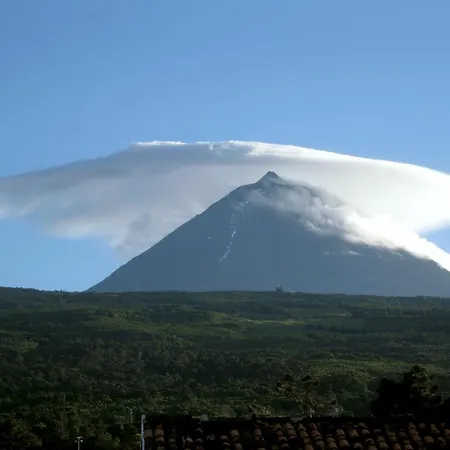 Pico Formoso Vinea Lava Alojamentos Pico Prainha (Sao Roque do Pico)