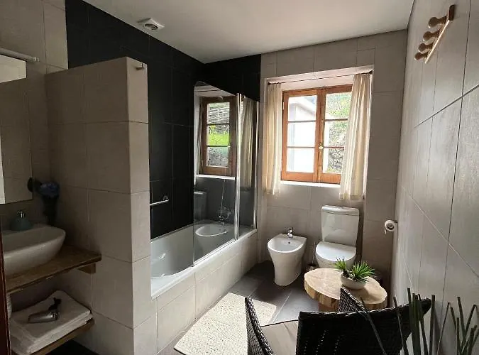 بيت ضيافة Pico Formoso Vinea Lava Alojamentos Pico براينا جي بايْشو