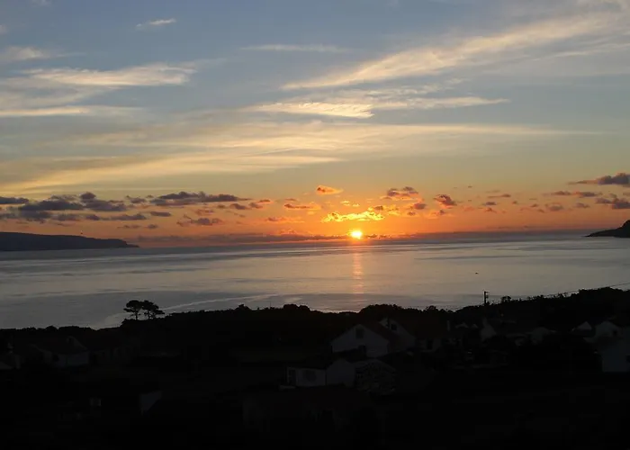 Pico Formoso Vinea Lava Alojamentos Pico بيت ضيافة