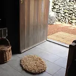 Pico Formoso Vinea Lava Alojamentos Pico 4*