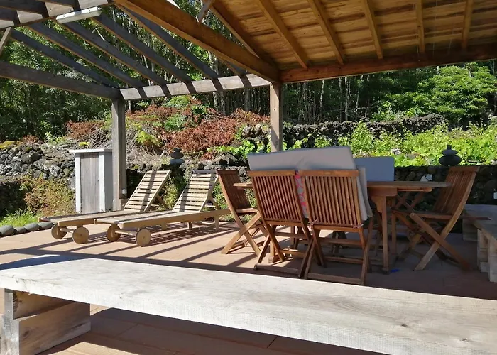 Pico Formoso Vinea Lava Alojamentos Pico Guest house 4*