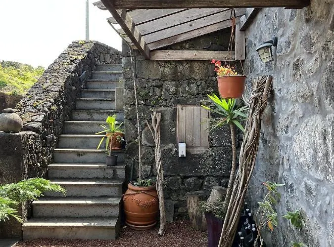 Gasthof Pico Formoso Vinea Lava Alojamentos Pico