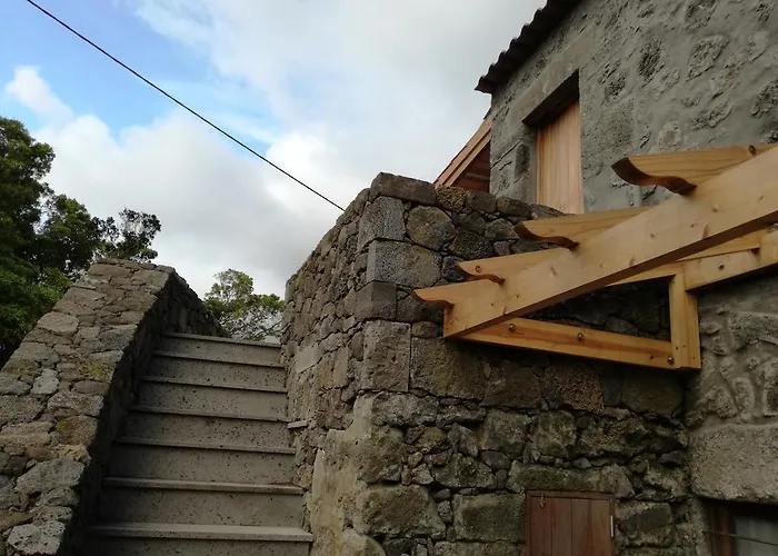 Pico Formoso Vinea Lava Alojamentos Pico